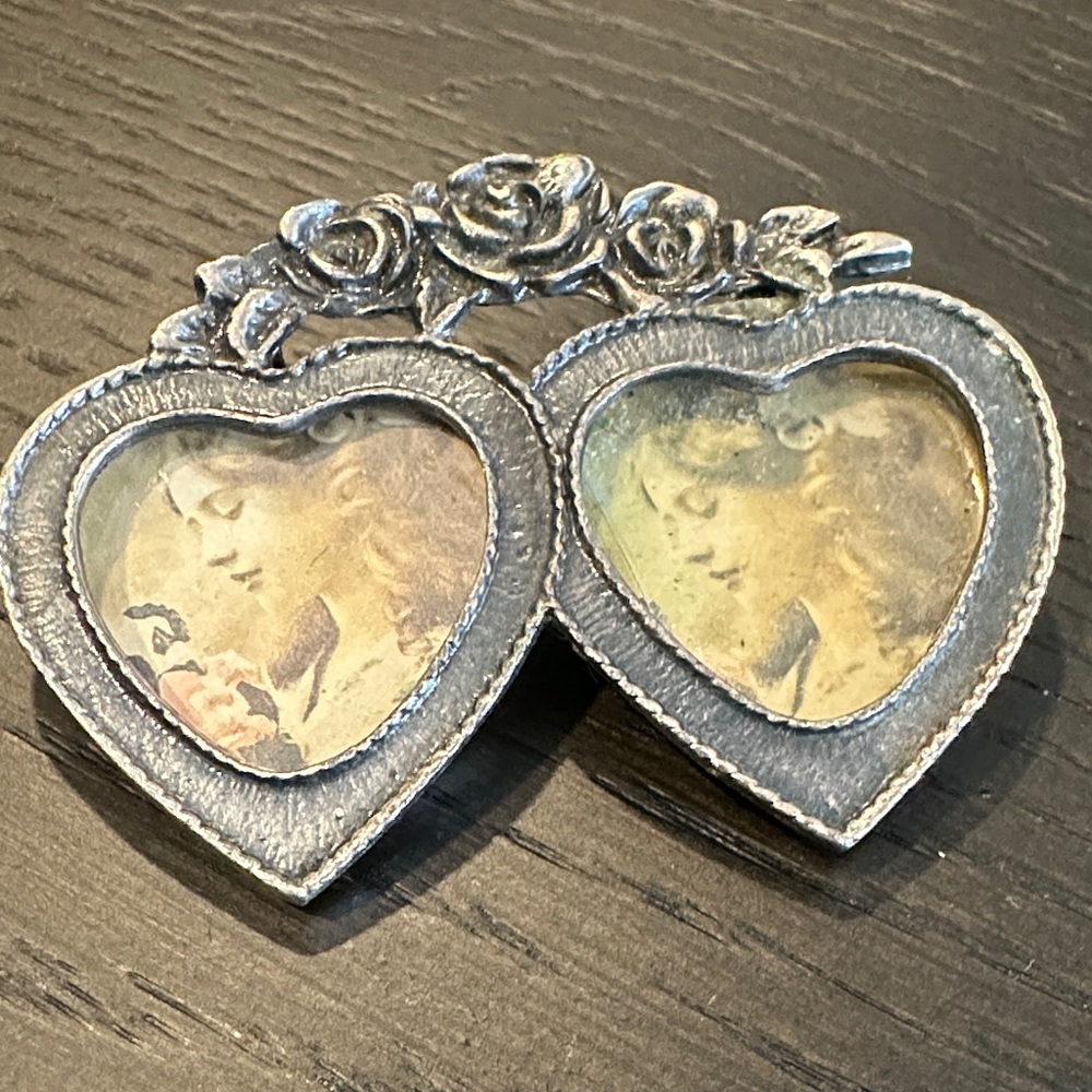Vintage Pewter Heart Picture Frame Brooch – Victorian Style – Roses – 2.5"